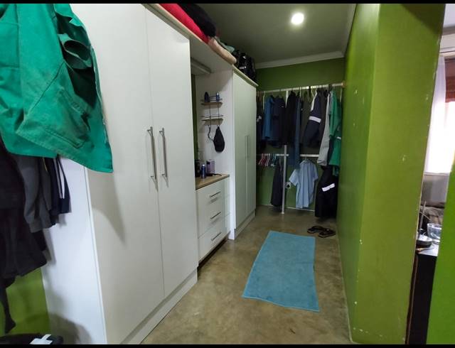 3 BEDROOM HOUSE FOR SALE IN GEELHOUTPARK